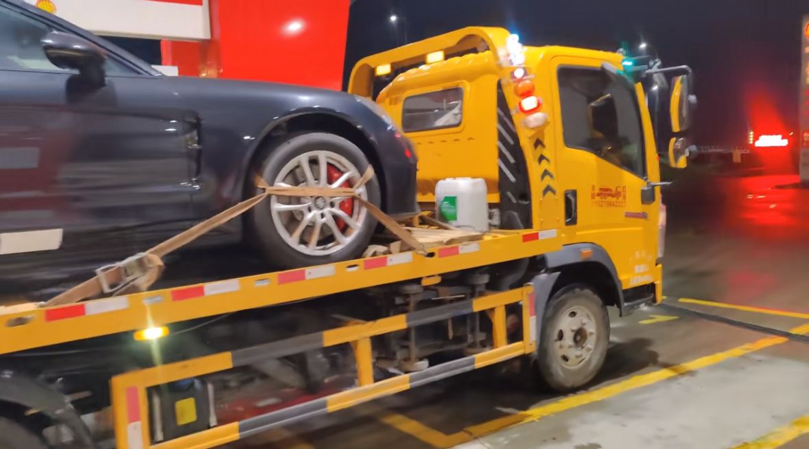 衢州行车途中遇到突发状况该如何呼叫道路救援？